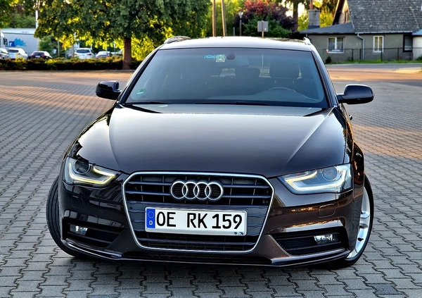 Audi A4 cena 44900 przebieg: 270000, rok produkcji 2013 z Wąchock małe 781